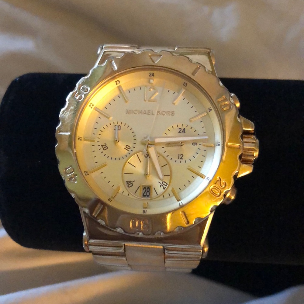 Large Gold Tone Michael Kors watch